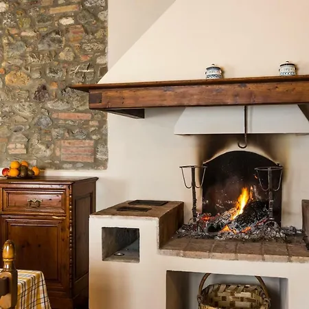 Tuscany Holiday Concierge - I Sorbi Villa Lajatico
