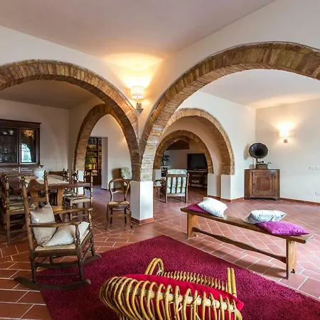 Villa Tuscany Holiday Concierge - I Sorbi Lajatico